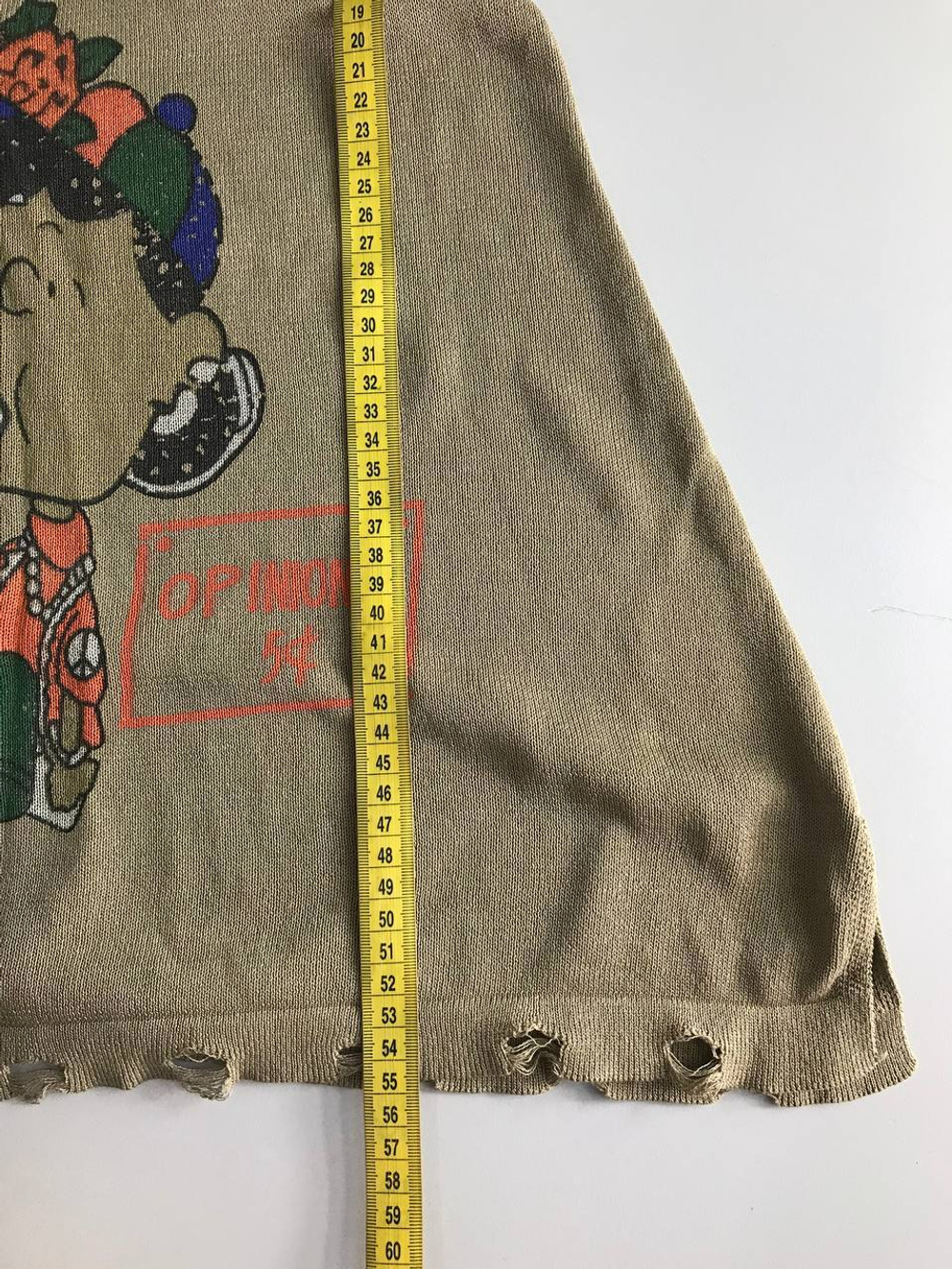 Топ с ярким принтом, визуально на 46 размер