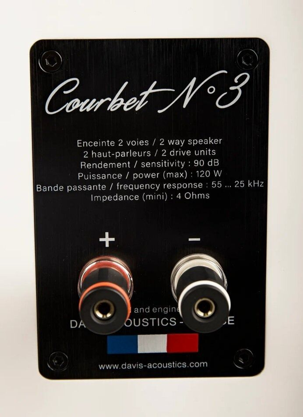 Полочная акустика Davis Acoustics Courbet 3