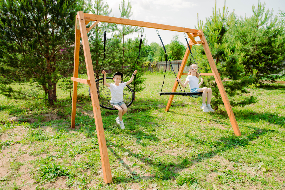 Деревянные качели с двумя качелями гнездо 100 см