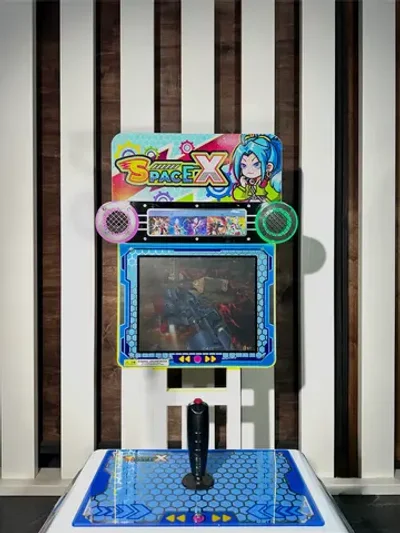 Автомат с видео игрой «Cosmo X»