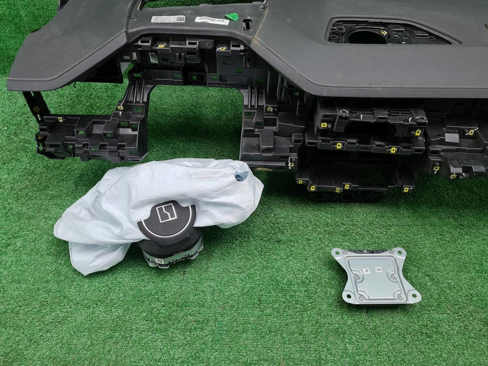 Комплект безопасности Zeekr 001 (2021-н.в.)