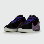 Кроссовки Nike Lebron 22 Blacklight