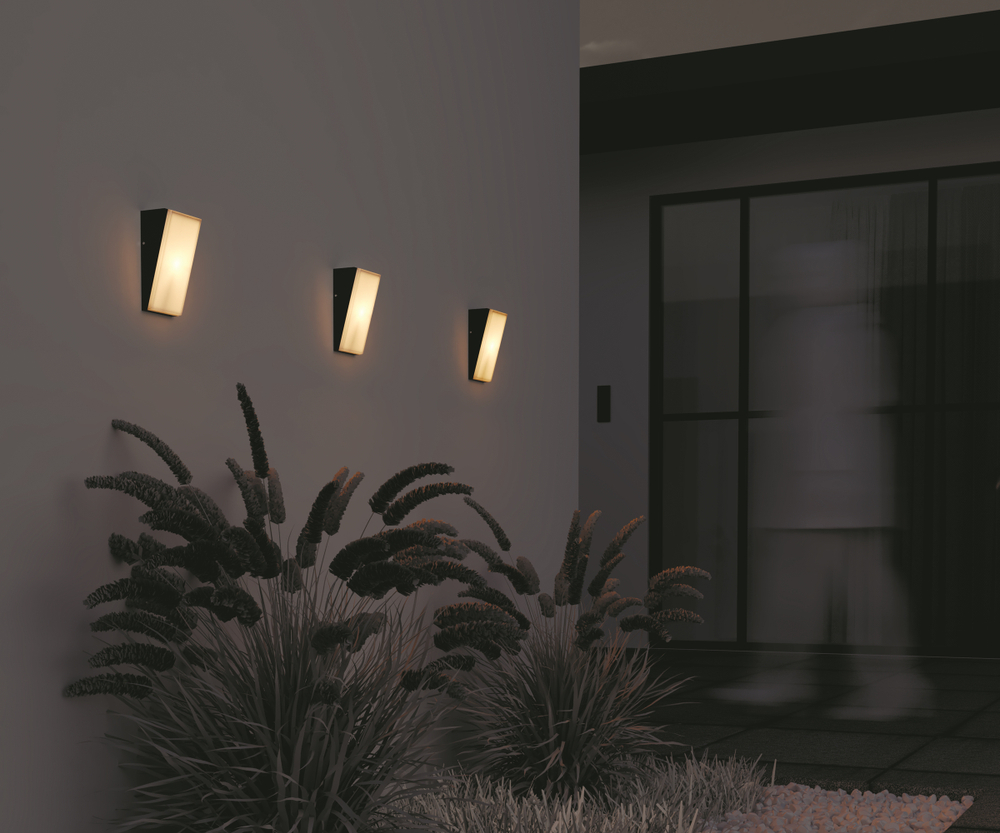 Уличный настенный светильник Outdoor O436WL-L10GF3K1