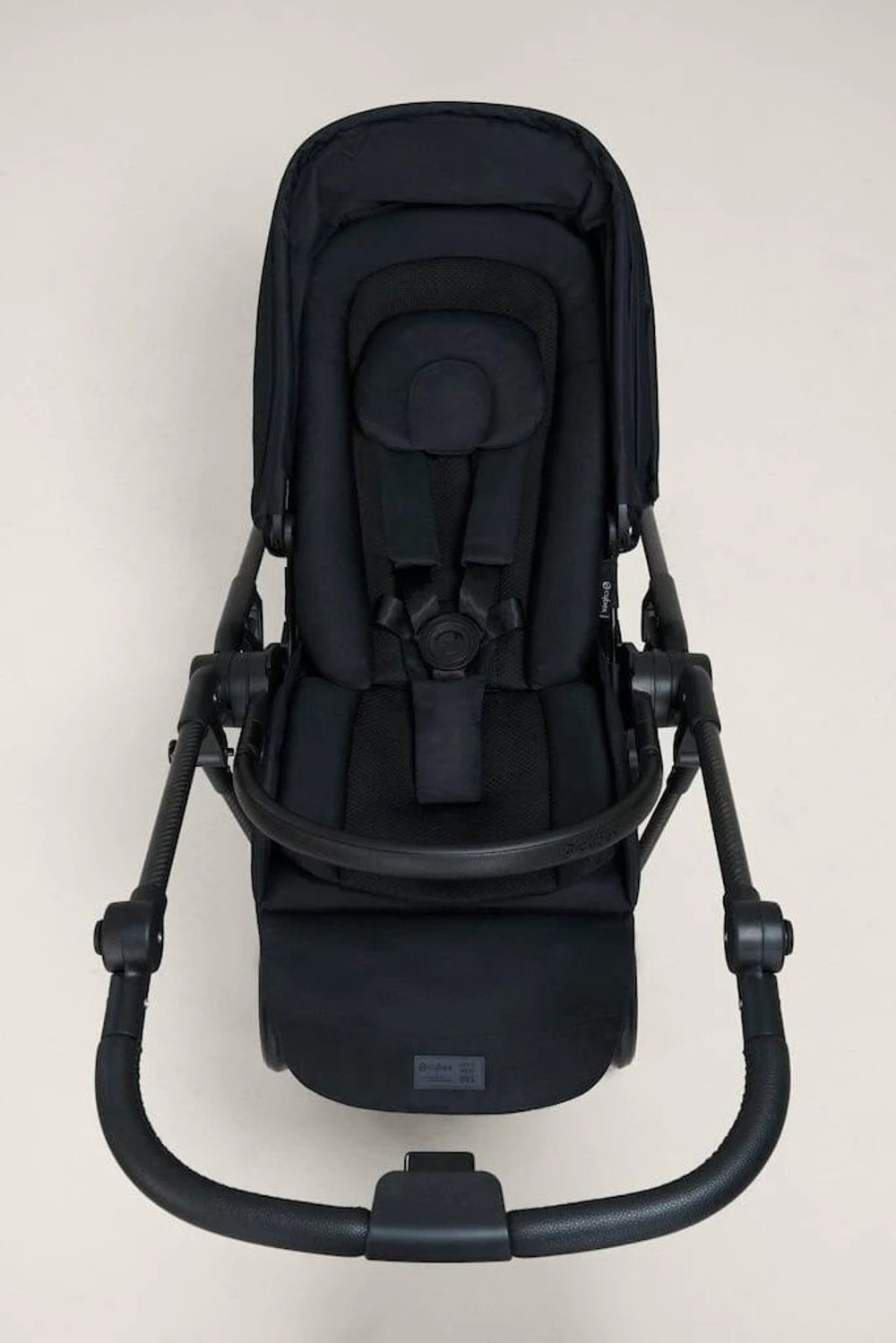 Коляска Cybex Melio Carbon 2 в 1 Magic Black с дождевиками