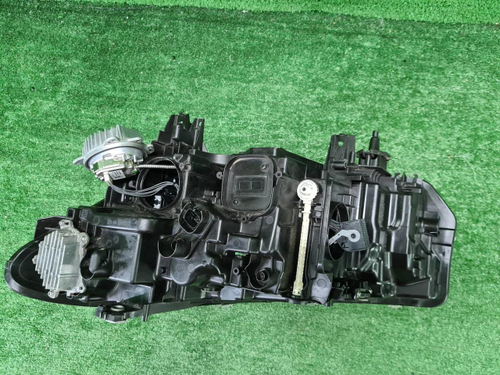 Фара правая BMW 6er G32 (2020-н.в.) Laser