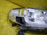 Ьитая Фара правая Land Cruiser 200 (15-21) LED
