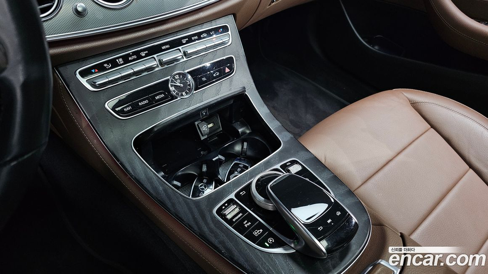 Mercedes-Benz E-Class W213 E250 Avangarde (07.2020)