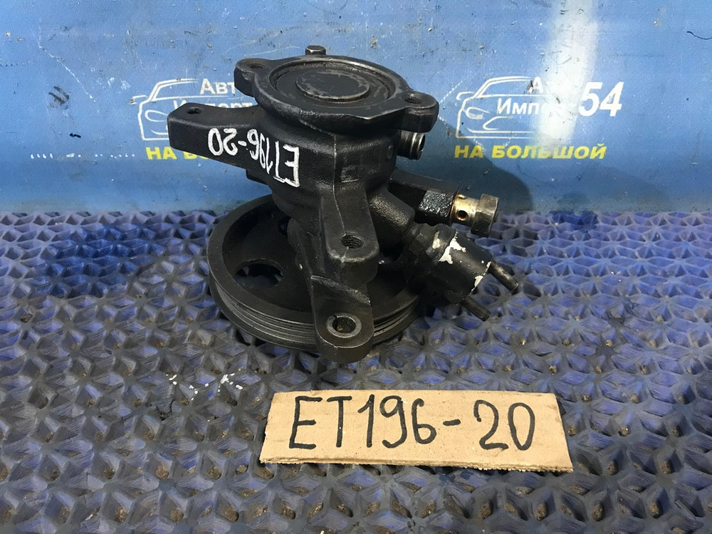 Насос ГУР TOYOTA CALDINA 1996