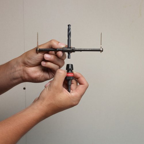 Коронка Milwaukee раздвижная 51-178мм