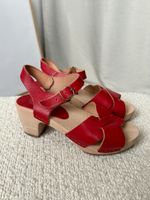 Новые кожаные босоножки Bonpoint, 34