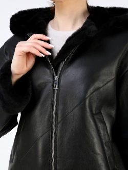 Дубленка зимняя натуральная куртка короткая с капюшоном