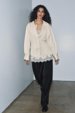 ZARA КОМБИНИРОВАННАЯ АТЛАСНАЯ БЛУЗА ZW COLLECTION, КРЕМОВЫЙ