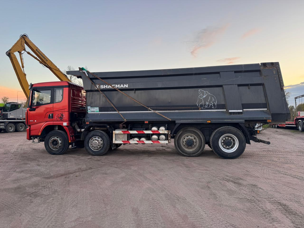 Shacman (Shaanxi) SX* 8x4 Самосвал SX331863366 (Дизельный, 12,5 л, 544 л.с., МТ)