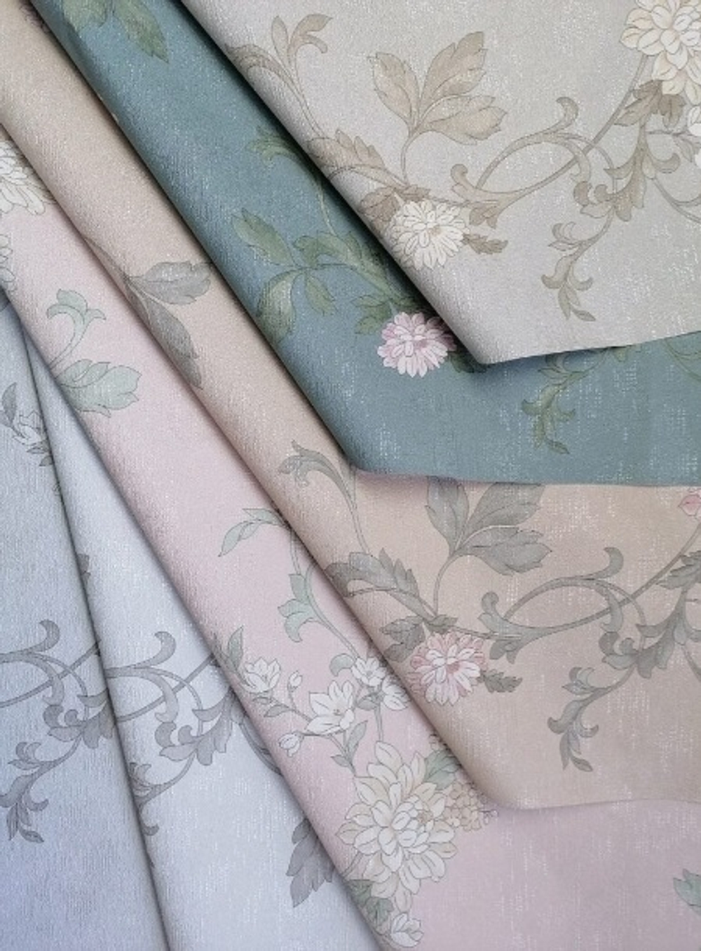 Мелоди - 12 белая с перламутром