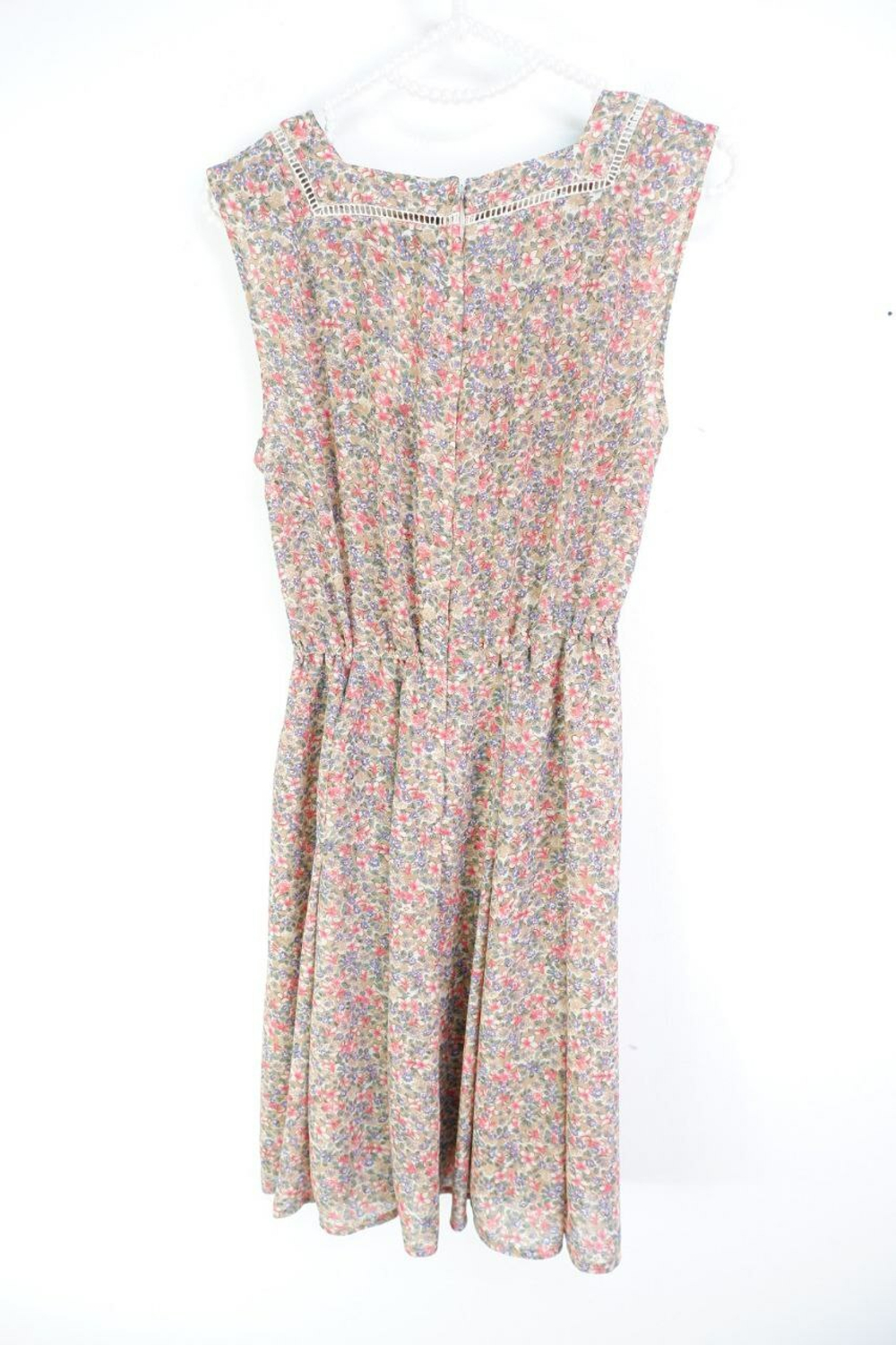 Платье нежное 42 размер