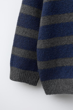 ZARA ТРИКОТАЖНОЕ ПОЛО В ПОЛОСКУ С КОНТРАСТНОЙ ОТДЕЛКОЙ, СЕРО-СИНИЙ