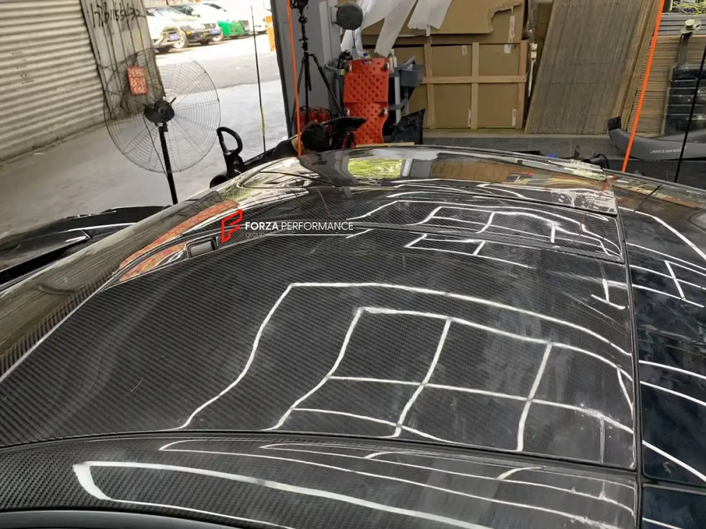 Карбоновая накладка на крышу для McLaren 720S 2017-2023 МакЛарен тюнинг