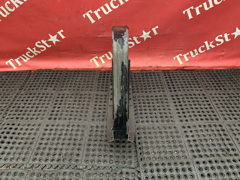 Кронштейн топливного бака 2017г.