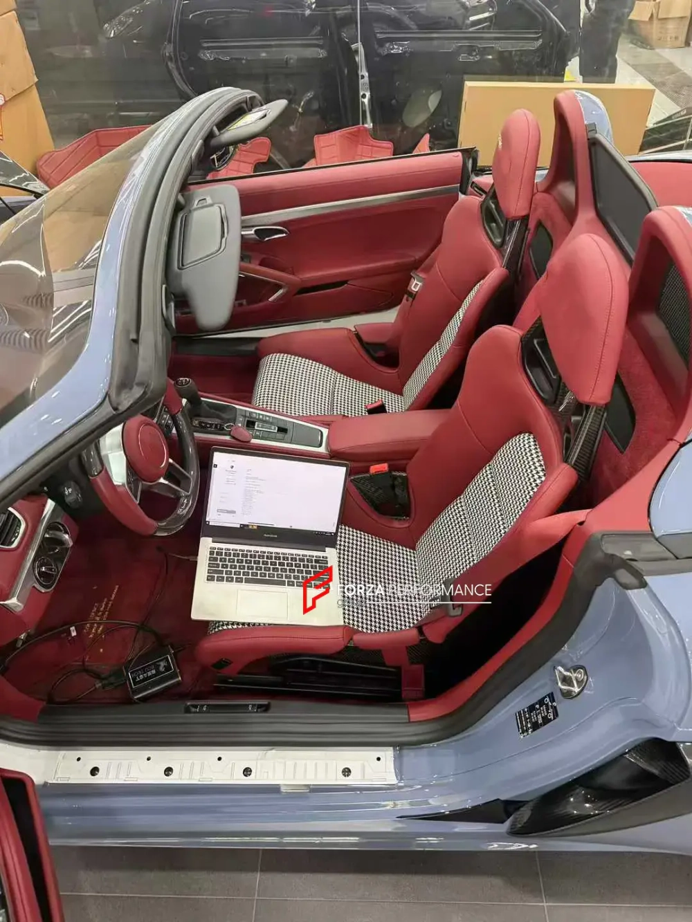 Карбоновые сиденья / ковшевые кресла для PORSCHE 718 CAYMAN GT4 RS Порше Кайман