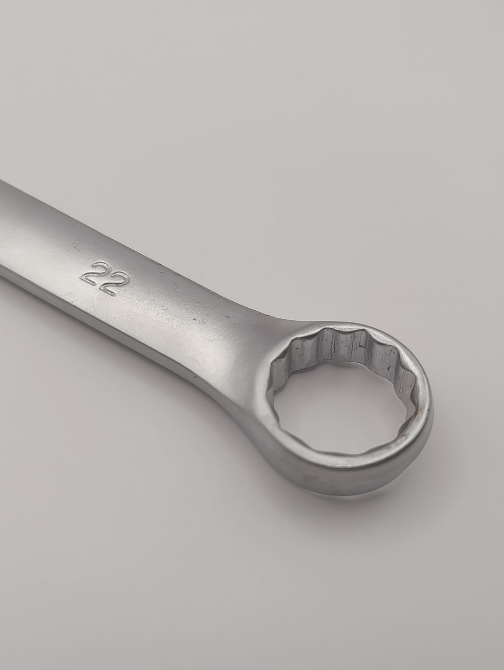 Ключ комбинированный на 22мм