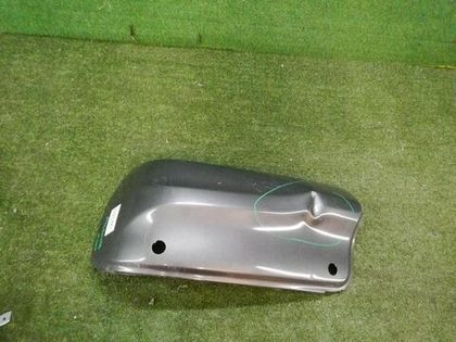 Бампер задний правая часть Toyota Hilux 8 (2015-2020)