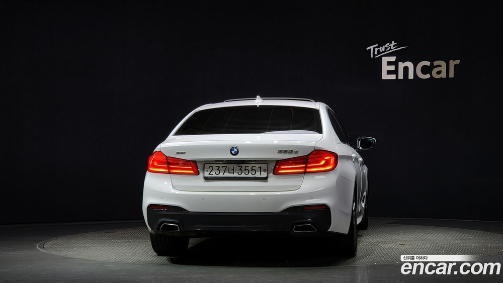BMW 5 Series (G30) 520d xDrive M Sports Plus (11.2019)