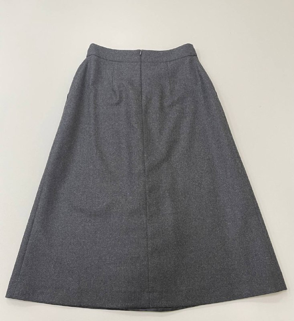 Тестовый образец. Юбка Gray из шерсти 100%. Цвет серый. Размер 44. №83 (длина короче, смотрите описание)