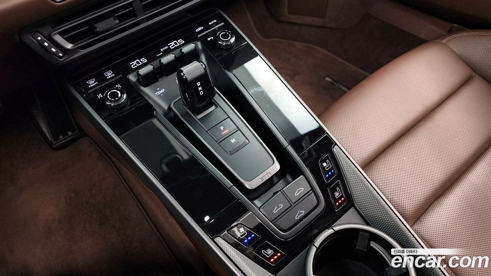 Porsche 911 (992) Carrera (07.2020)