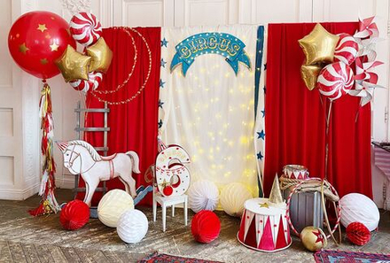 Retro Circus