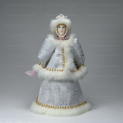 Вид спереди