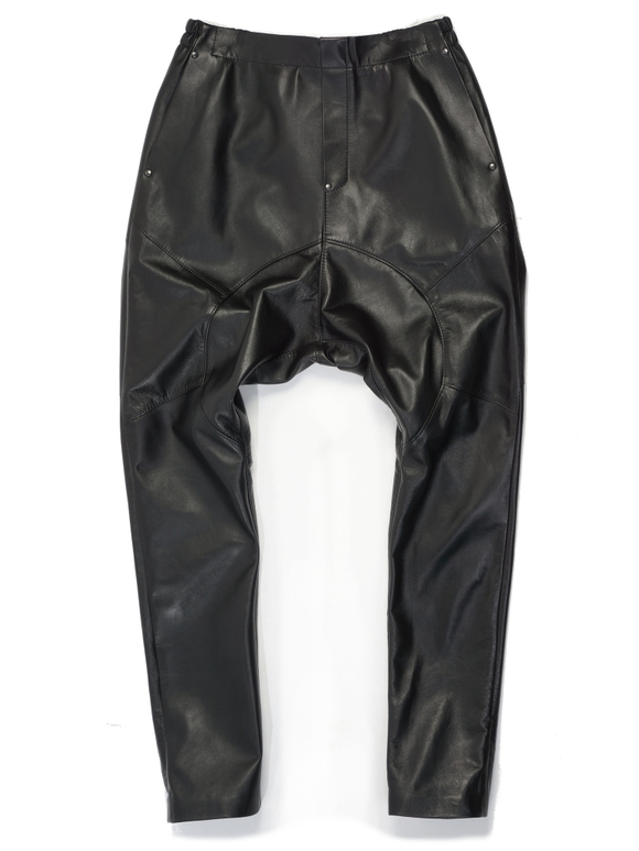 Кожаные брюки с мотнёй