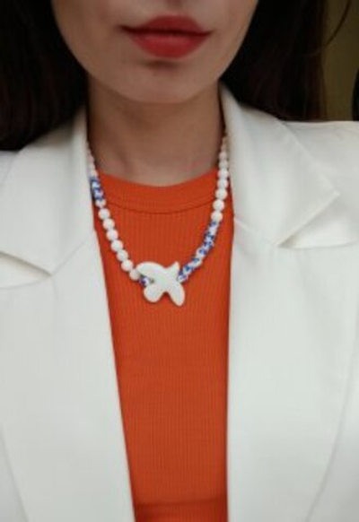 Колье "Голубь мира"