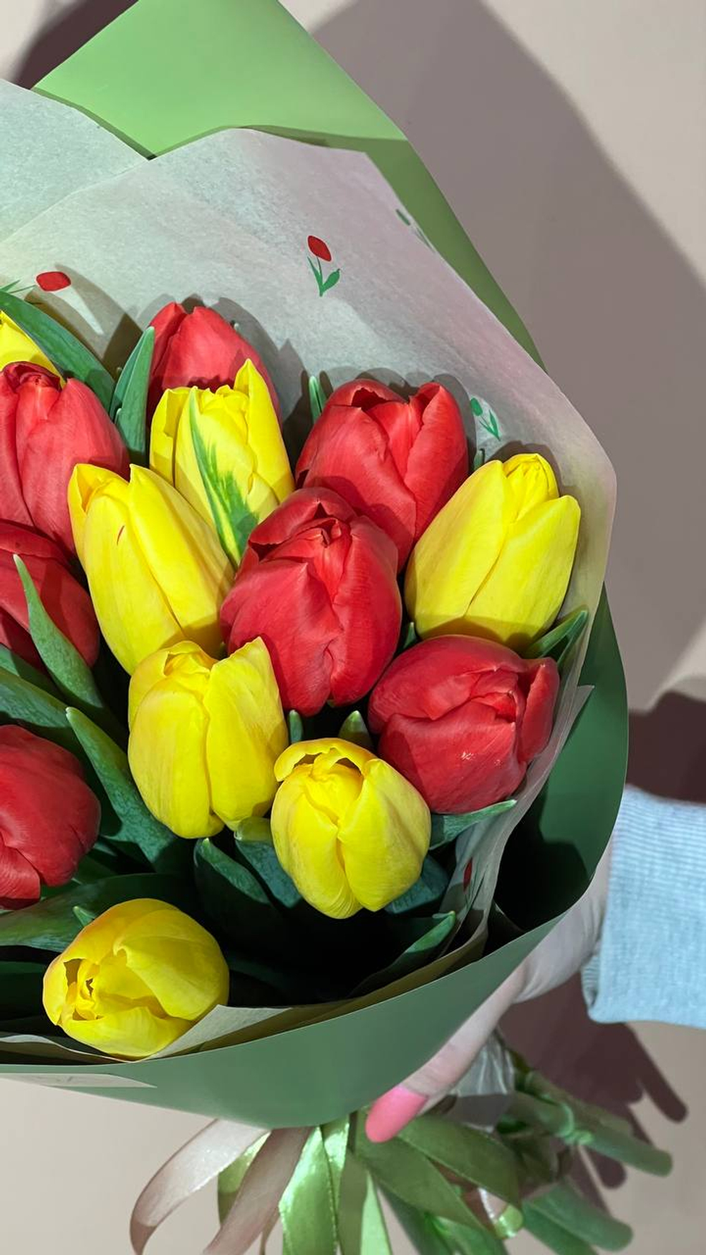 Букет "8 марта" Тюльпаны 19шт