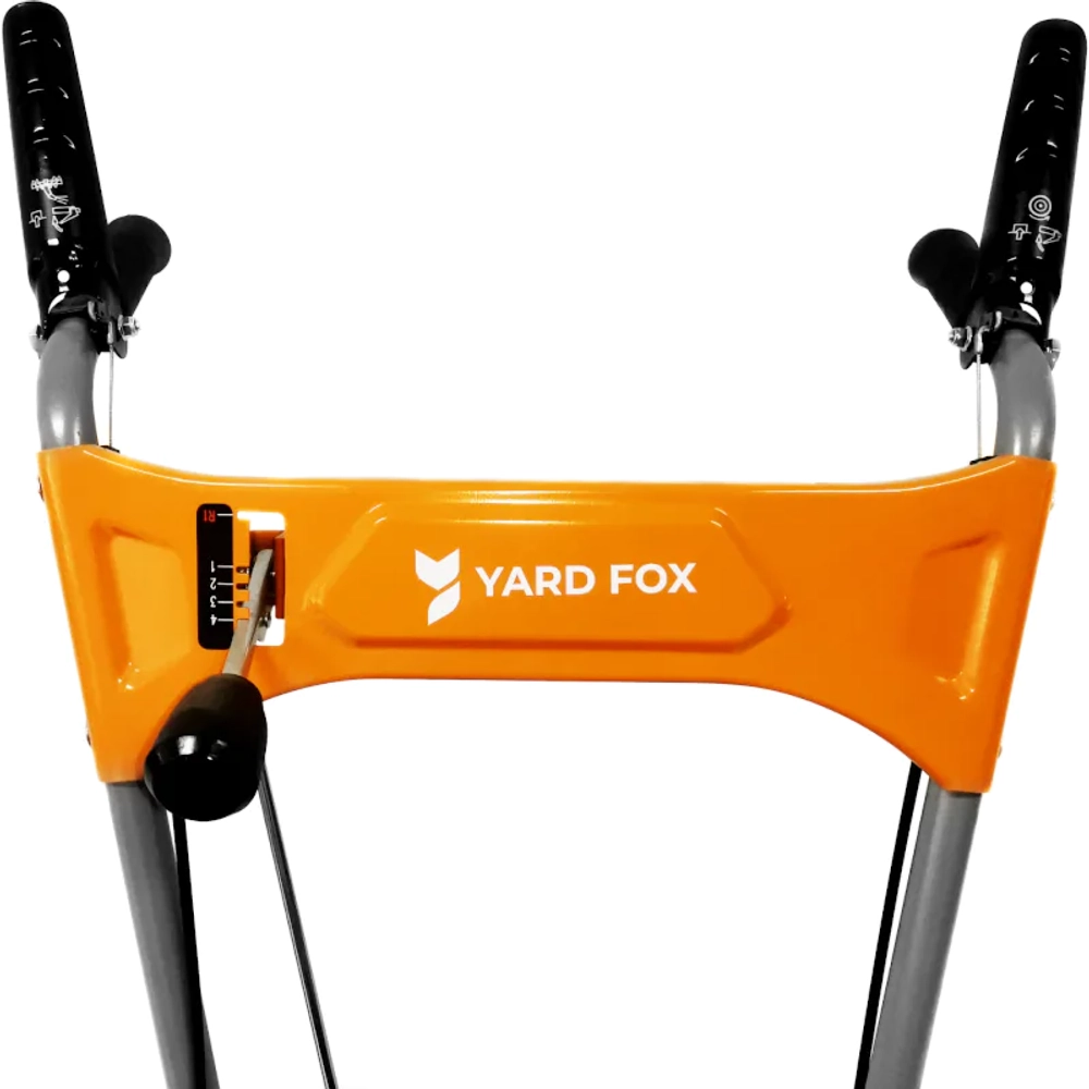 YARD FOX 5640H Basic бензиновый снегоуборщик 6.5 л.с, ковш 56 см, выброс 11 м, 4 вперед/1 назад SB015640H23