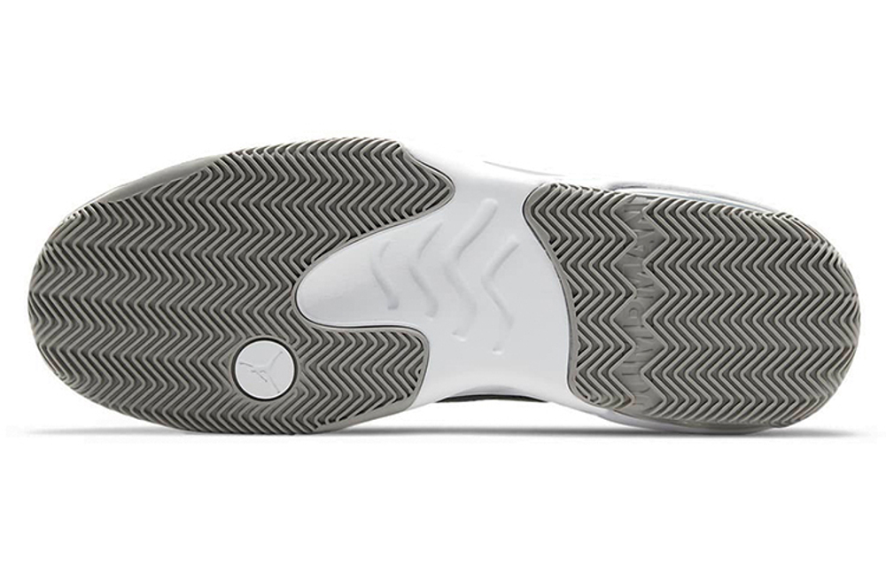 Кроссовки Jordan Max Aura 2