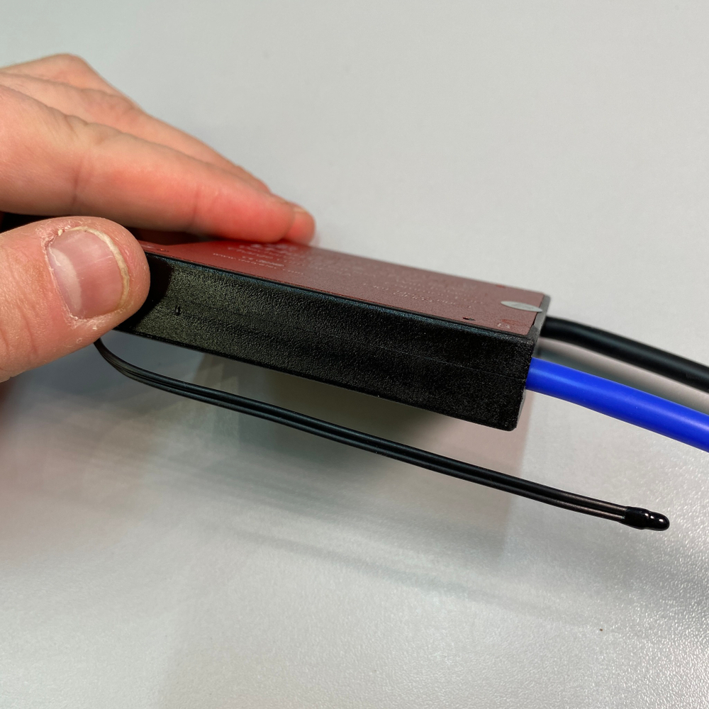 БМС плата 36 вольт 50 ампер daly electronics 10s с термодатчиком и балансировокой
