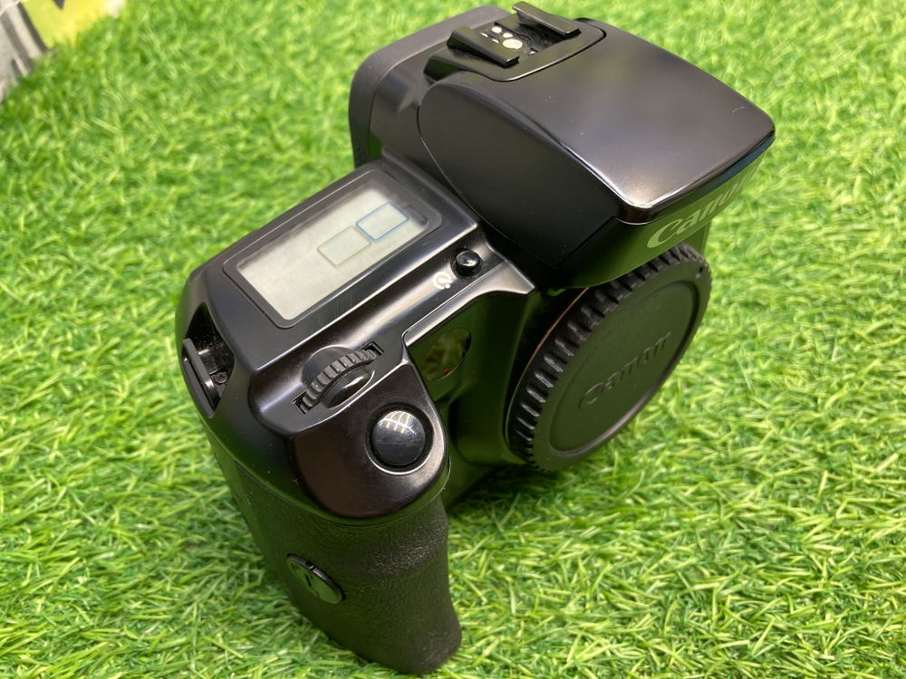 Canon EOS 5