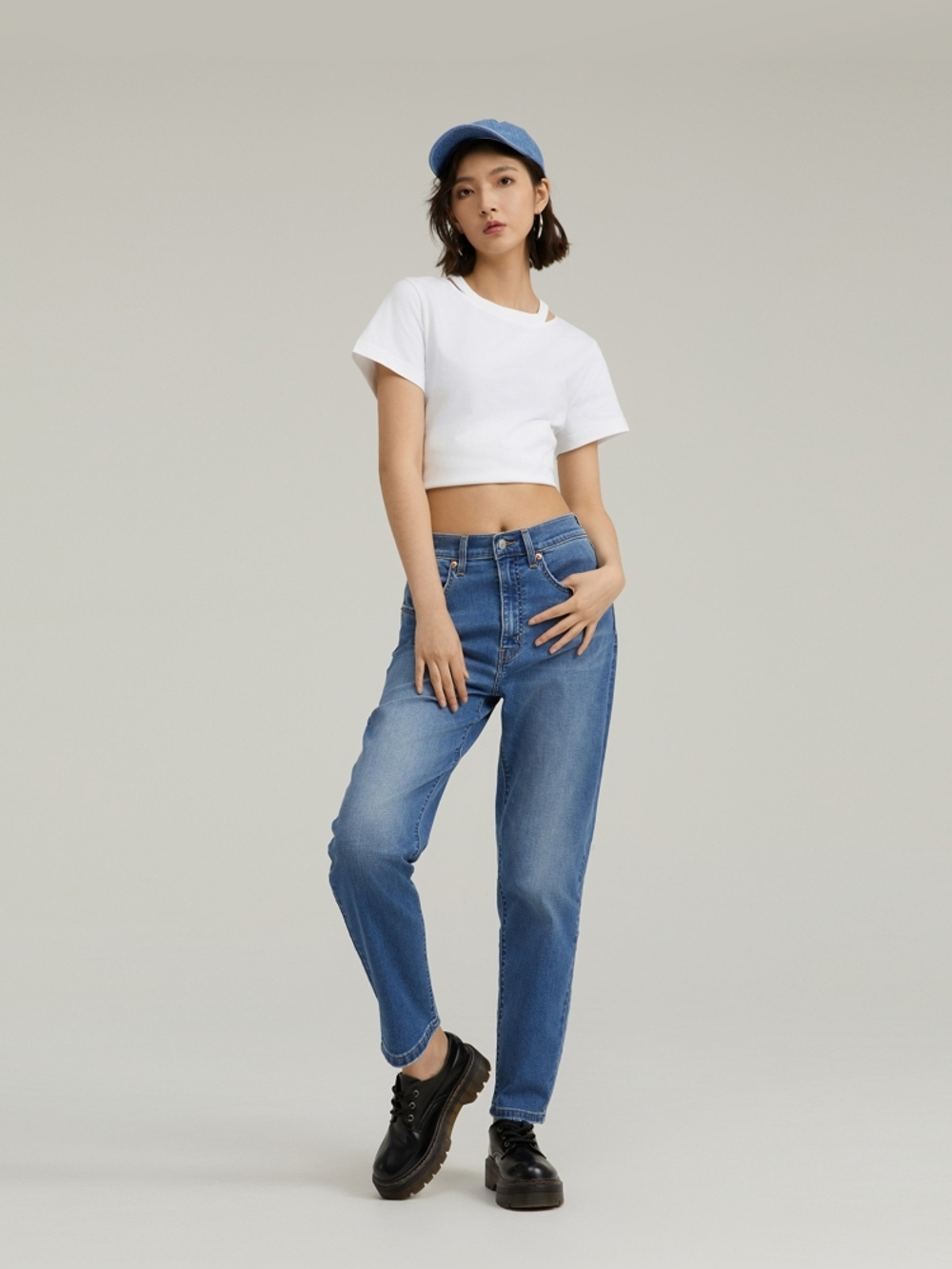 Женские джинсы бойфренды с завышенной талией Levi's High Rise Boyfriend 85873-0169