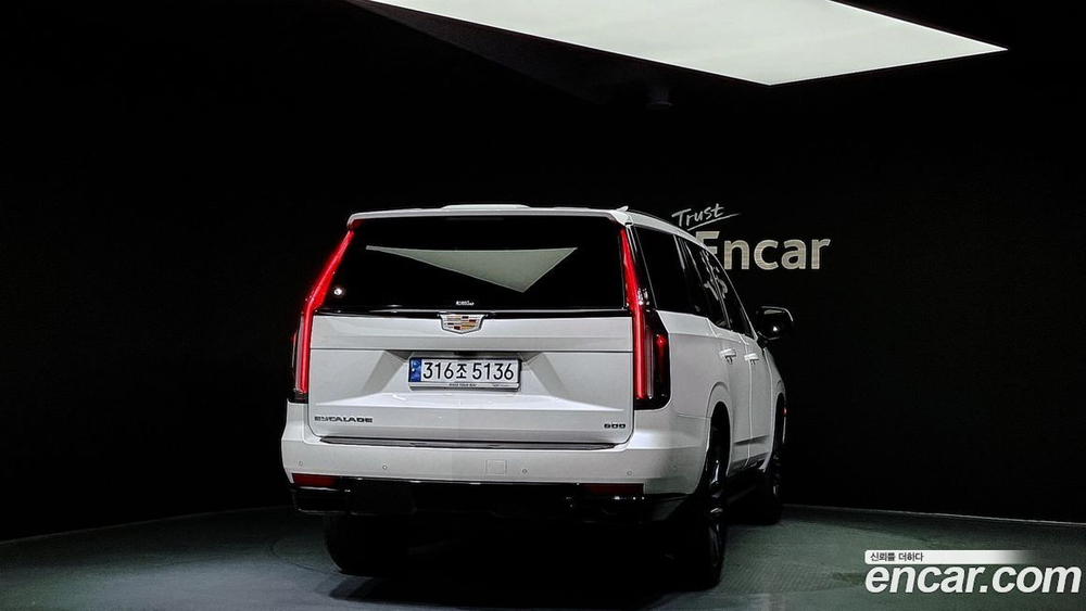 Cadillac Escalade 5 Generation 6.2 (05.2022)
