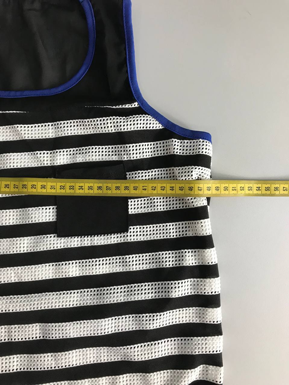 Топ для активных прогулок, визуально на 46 размер