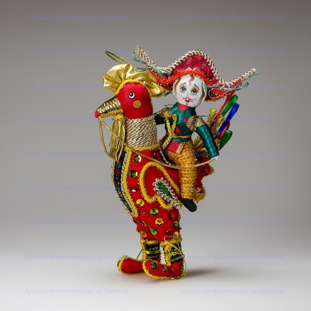 Бисерная ёлочная игрушка Солдат на петухе