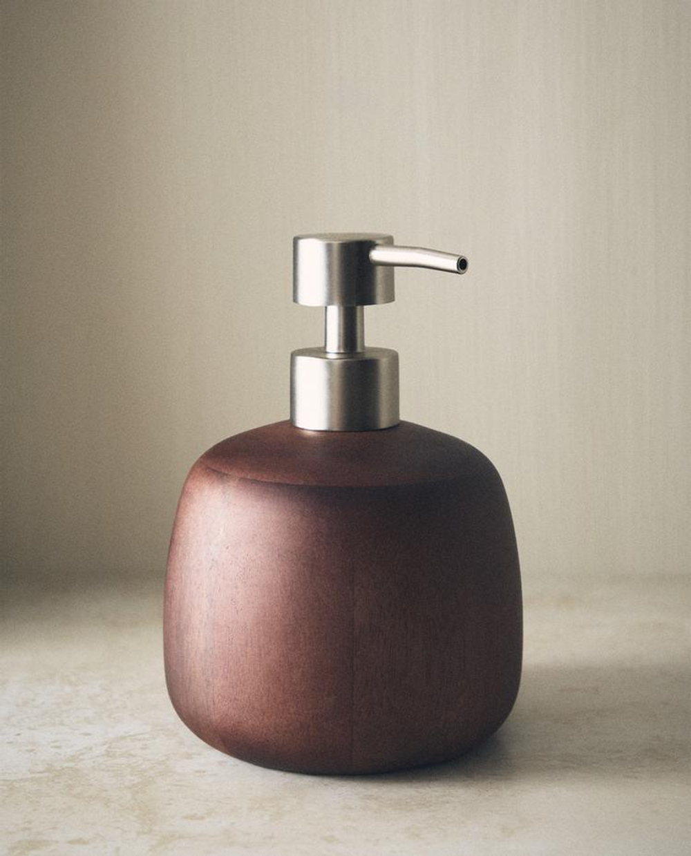 ZARA HOME ДЕРЕВЯННЫЙ ДОЗАТОР МЫЛА, СВЕТЛО-БЕЖЕВЫЙ