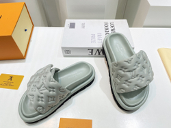 Louis Vuitton Pool Pillow Comfort Mule