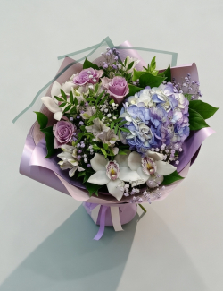 Букет с гортензией Лавандовый ветер