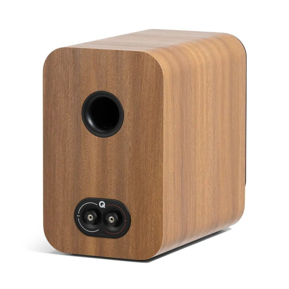 Полочная акустика Q-Acoustics Q 3020c (QA3328) Pin Oak