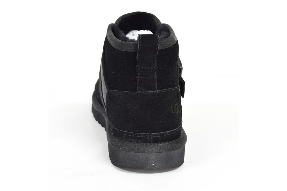UGG Neumel Snapback Black