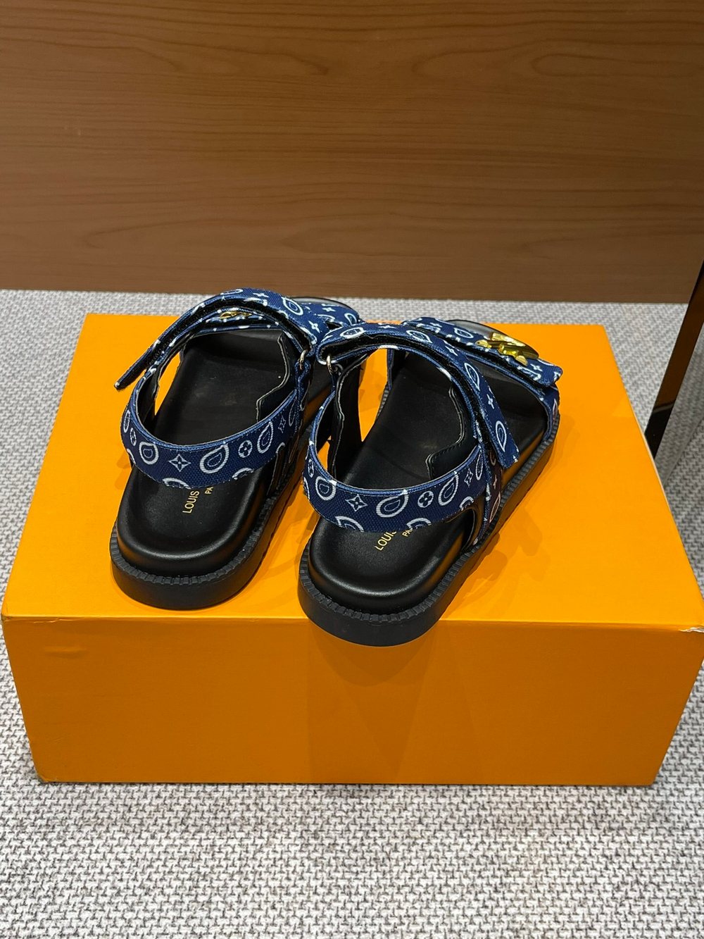 Louis Vuitton Sunset Comfort Flat Sandal
