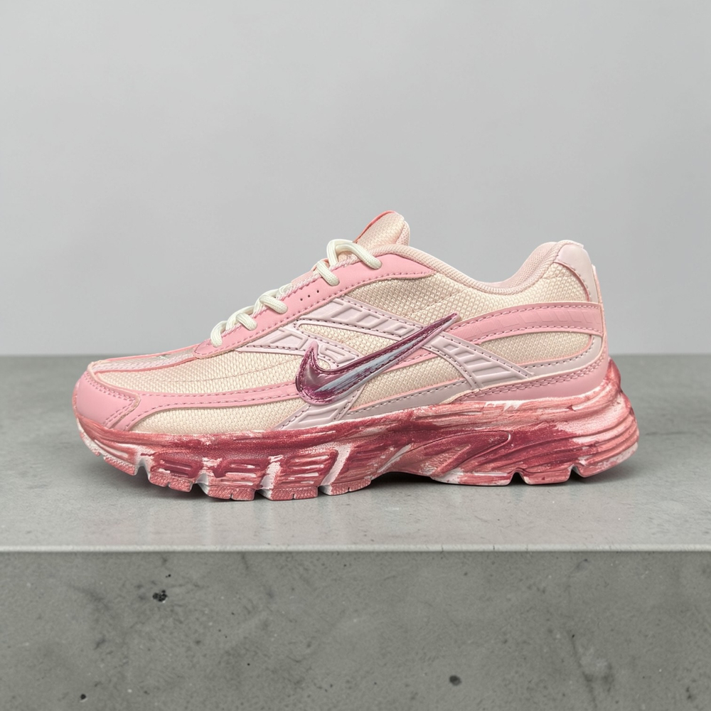 Nike Initiator • Pink