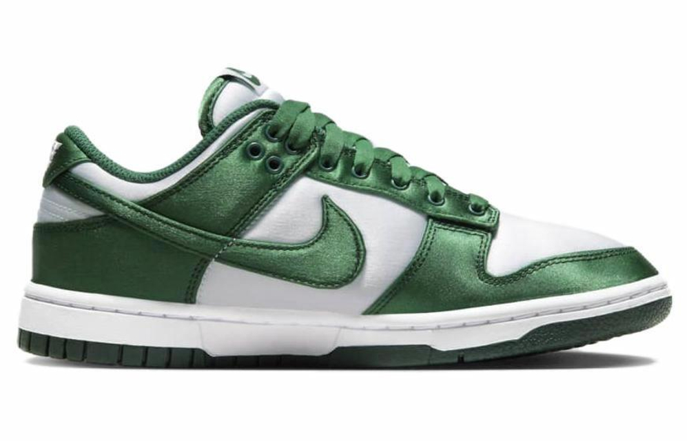 Кроссовки Nike Dunk Low "Team Green And White" (Женская размерная сетка)