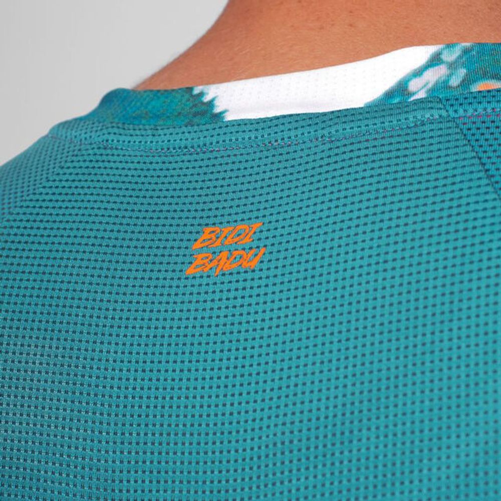 Футболка мужская Melbourne 2025 с V-образным вырезом